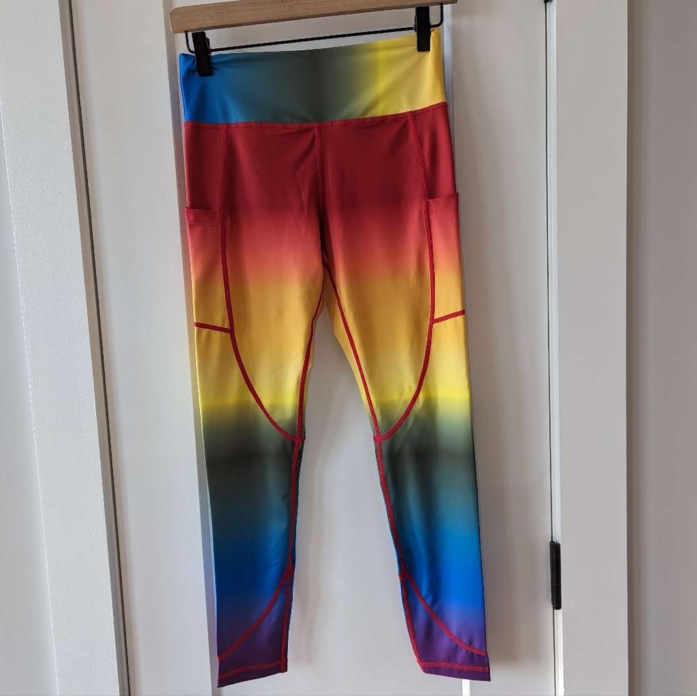 Curves N Combatboots 🌈 Rainbow 🌈 Leggings Medium